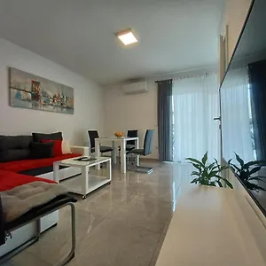 apartments-leon-2.in-istria.net/